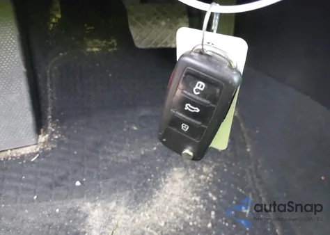 2013 Volkswagen Beetle 2.0L Tdi z USA, uszkodzony, nr VIN 3VWJL7AT6DM691872